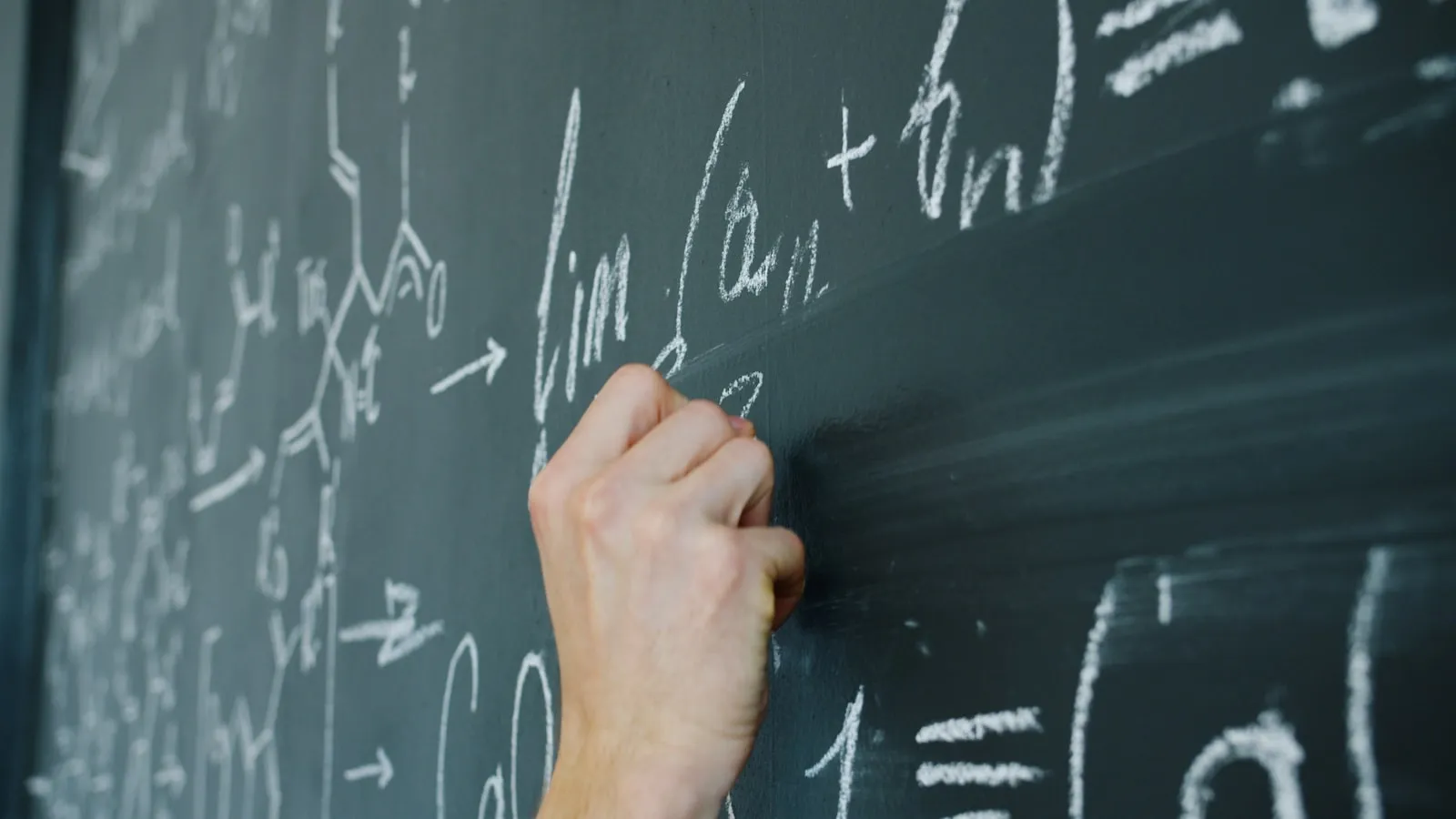 Opus 4.8 One-Shots an Algorithm With Its Proof: Formal Verification Is Becoming a Hard Benchmark
